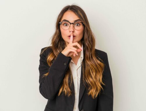 Venta «Off Market»: El arte de vender tu casa en Sevilla con total discreción